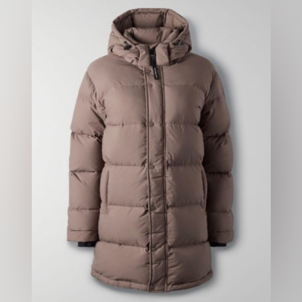 Aritizia Superpuff Mid NWT